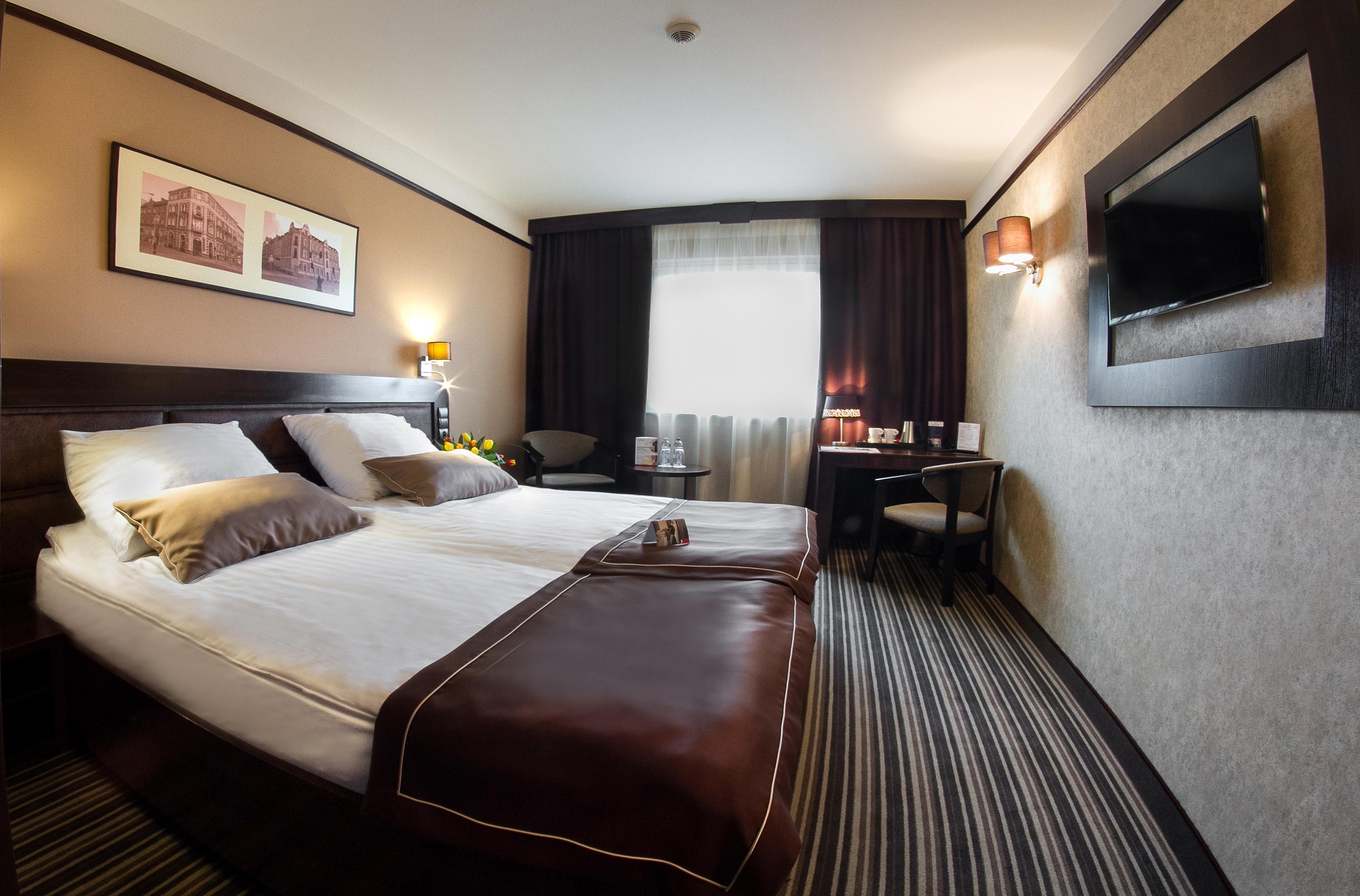 Park Hotel Diament Katowice Bagian luar foto