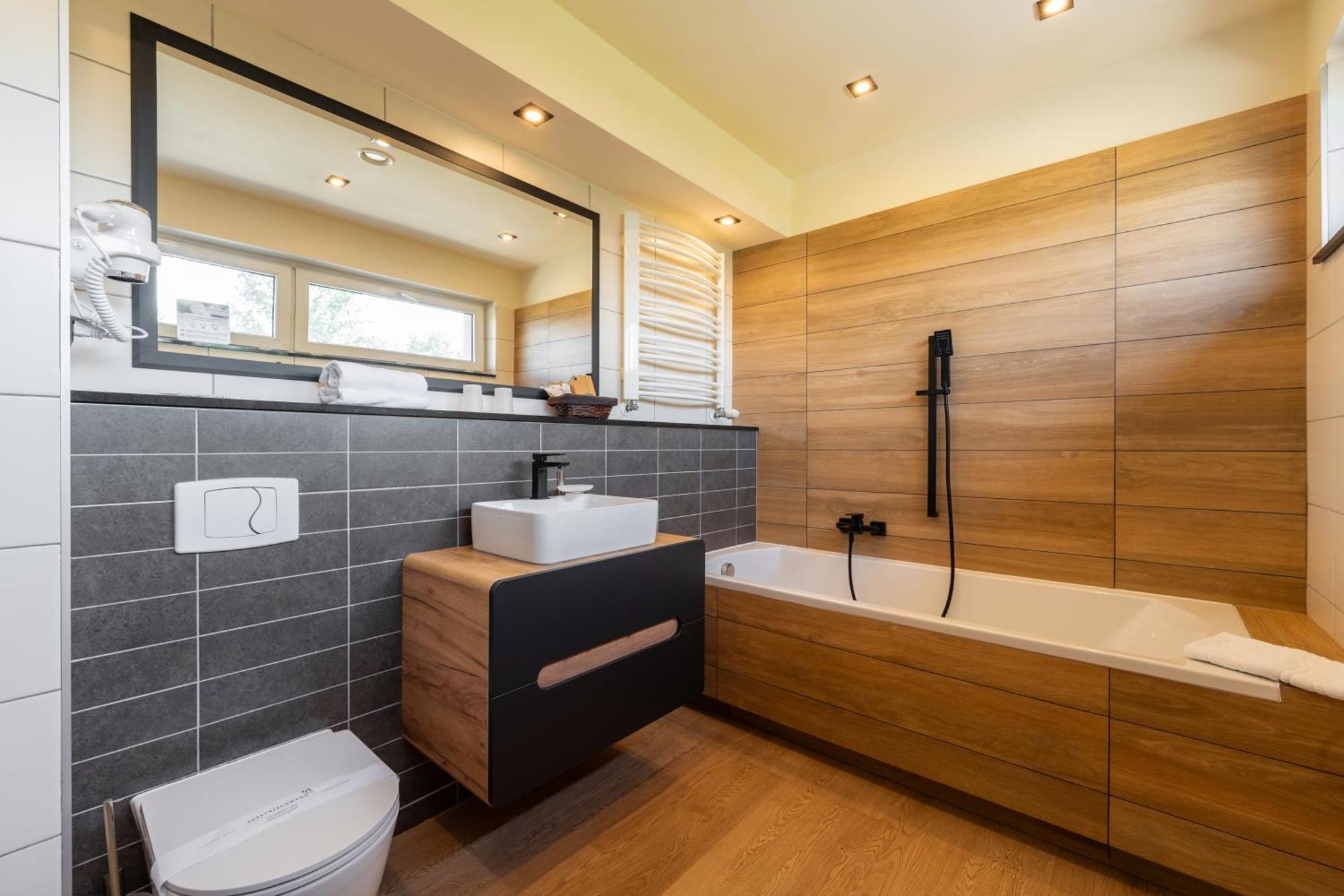 Park Hotel Diament Katowice Bagian luar foto