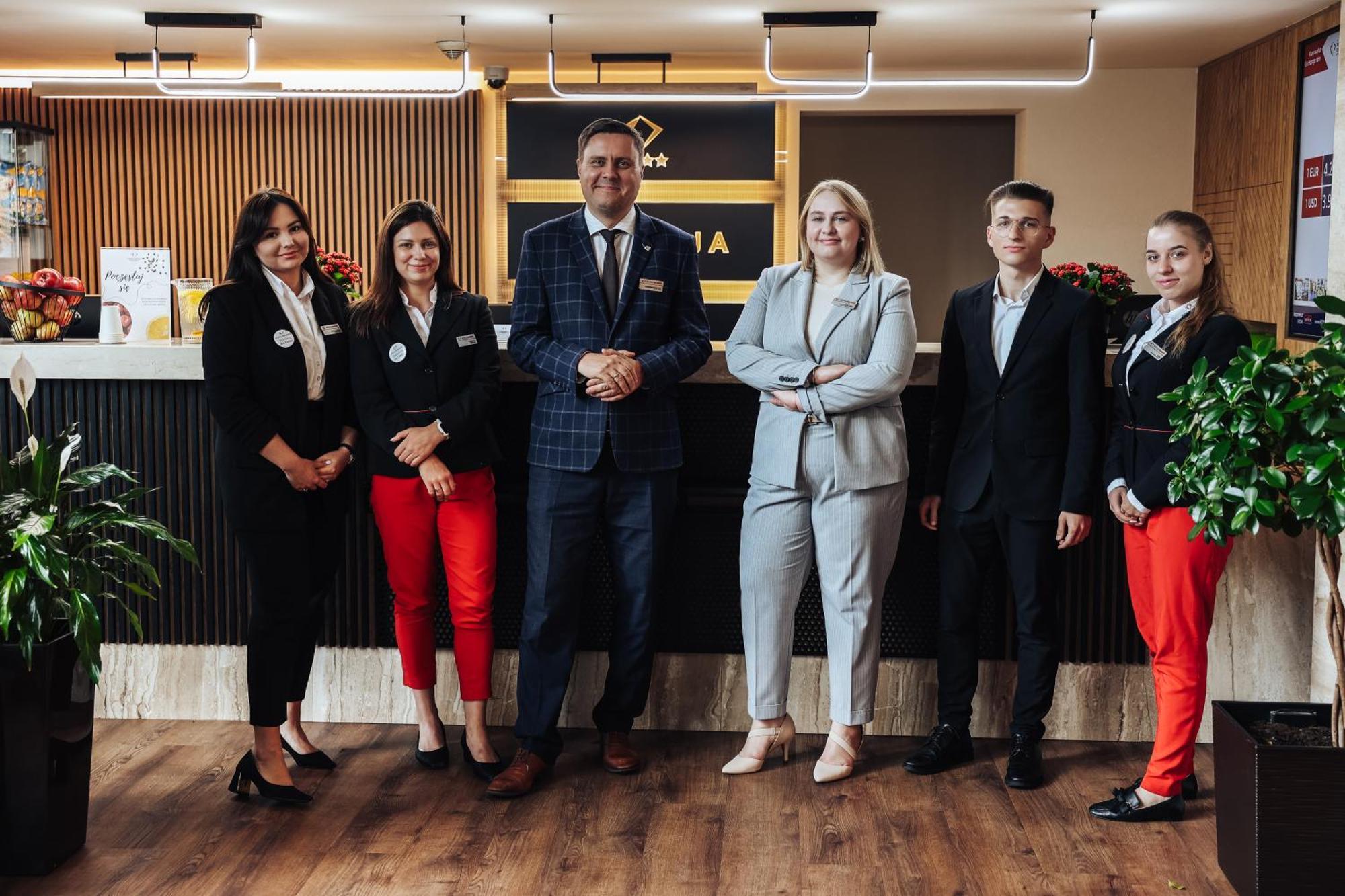 Park Hotel Diament Katowice Bagian luar foto